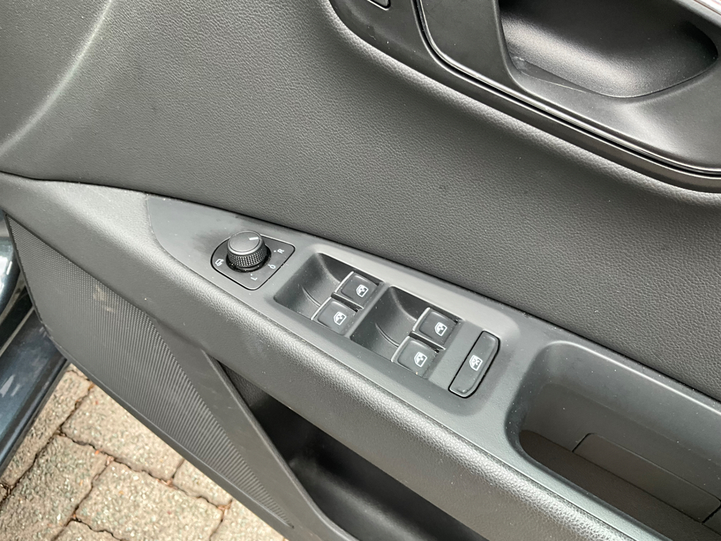 Seat Leon 2.0 Tsi Fr Dsg Euro 6 Ss 11,482 Car Details #25