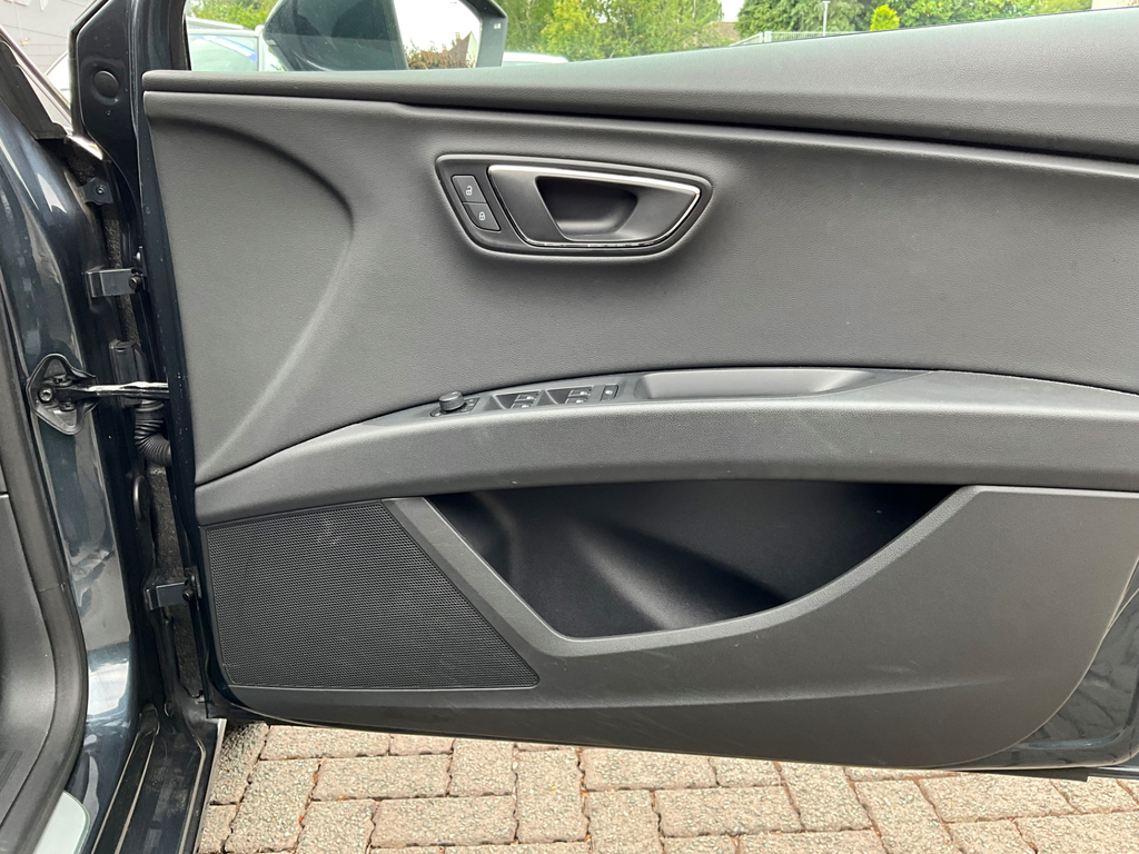 Seat Leon 2.0 Tsi Fr Dsg Euro 6 Ss 11,482 Car Details #26