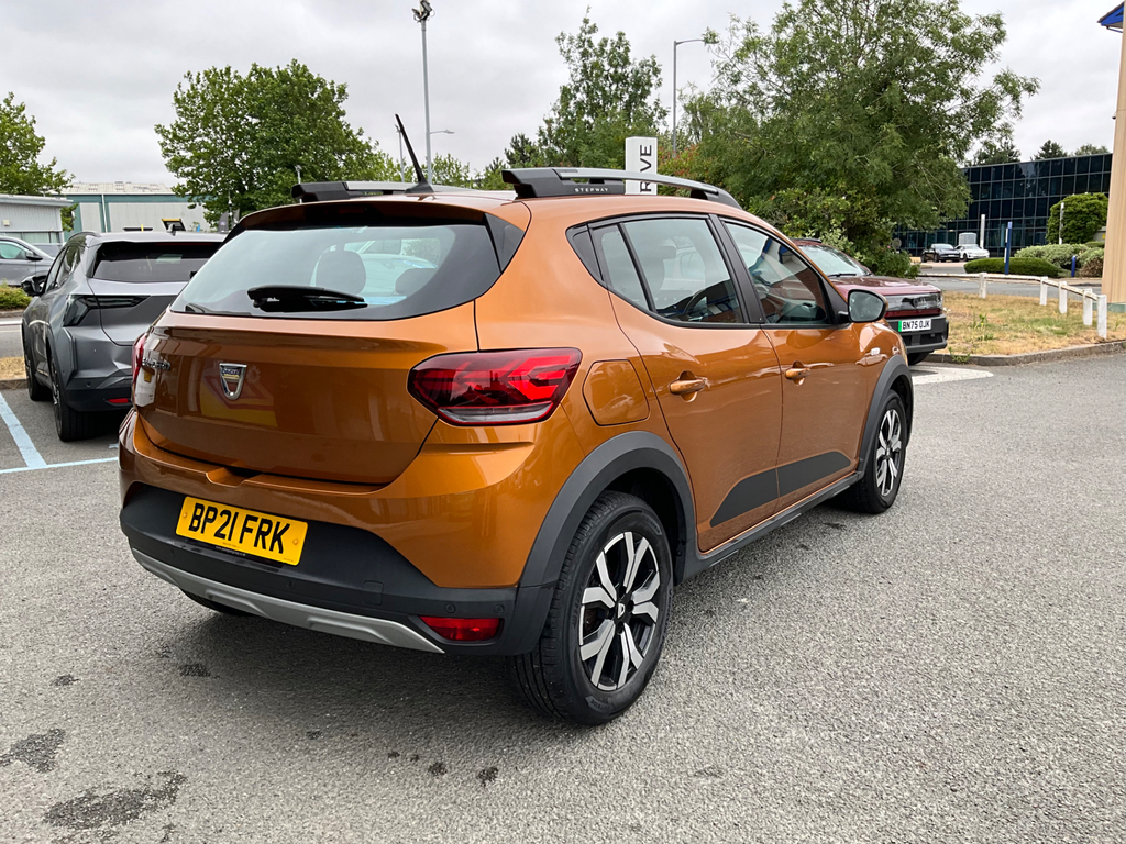 Dacia Sandero Stepway 1.0 Tce Prestige Hatchback Cvt Orange #4
