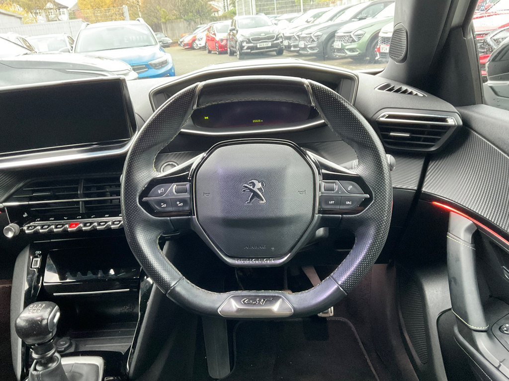 Peugeot 2008 1.2 Puretech 130 Gt Eat8 White #7