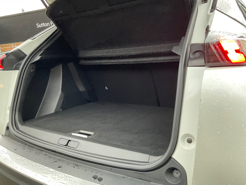 Peugeot 2008 1.2 Puretech 130 Gt Eat8 White #39