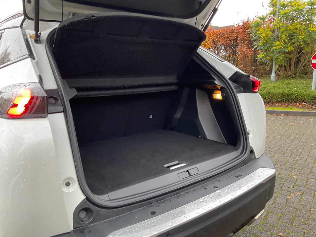 Peugeot 2008 1.2 Puretech 130 Gt Eat8 White #38