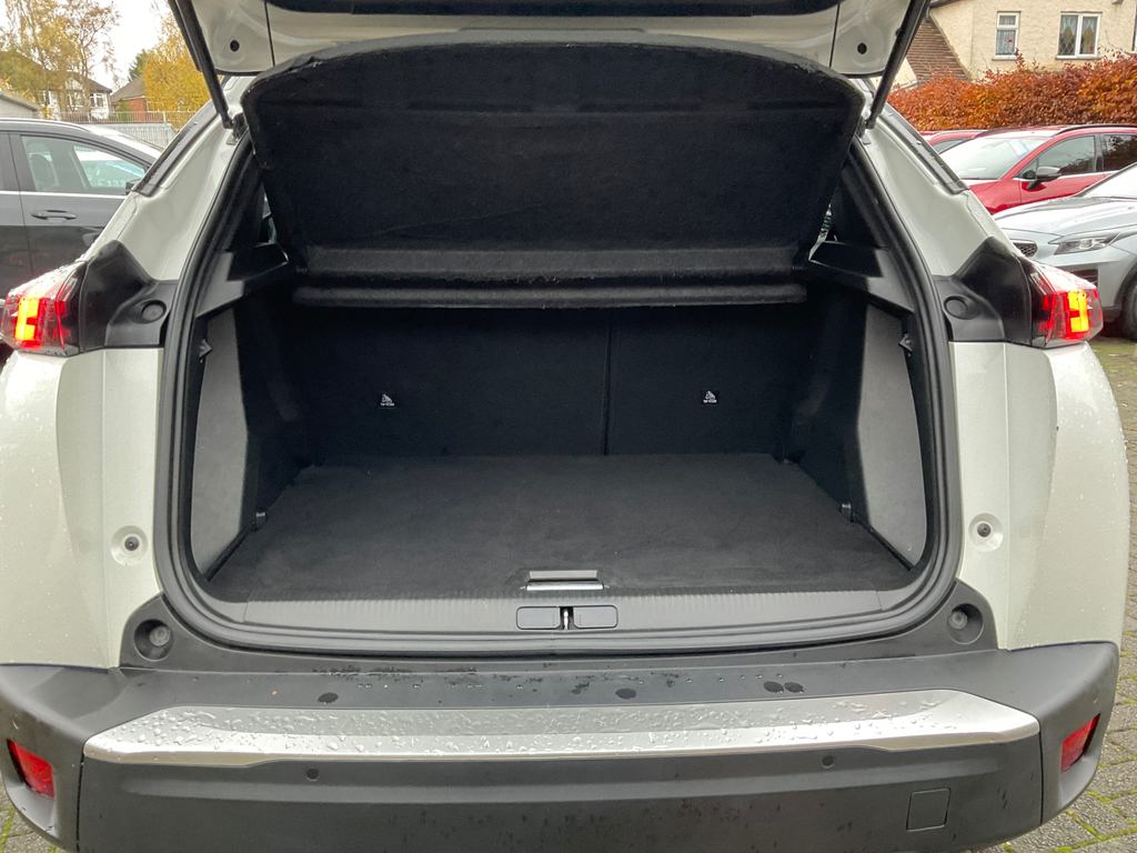 Peugeot 2008 1.2 Puretech 130 Gt Eat8 White #37