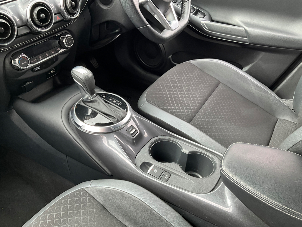Nissan Juke 1.0 Dig-t 114 N-connecta 2023 White #28