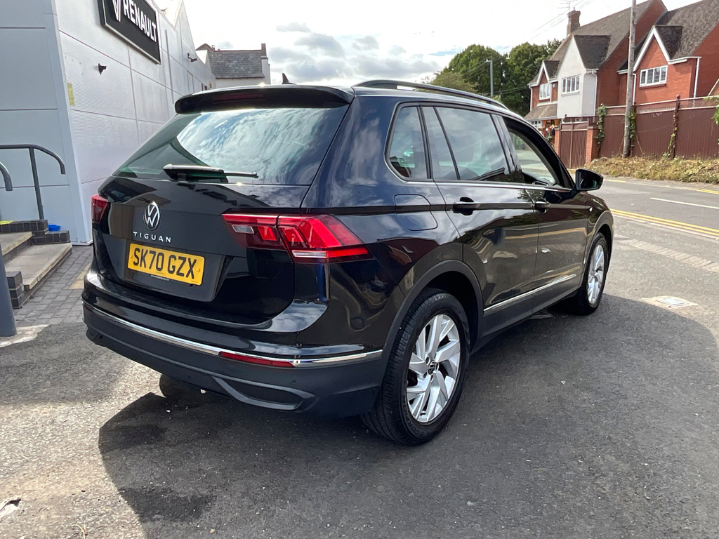 Volkswagen Tiguan 1.5 Tsi Life Suv #4