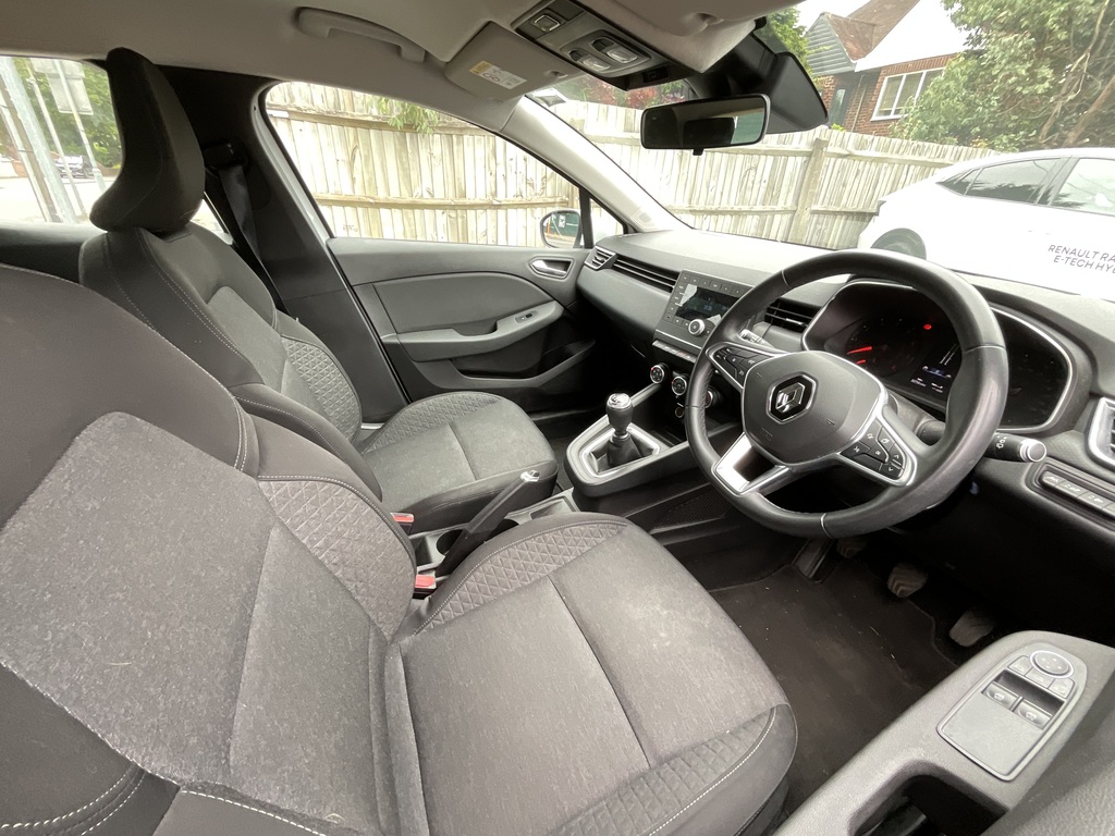 Renault Clio 1.0 Tce Play Hatchback White #2
