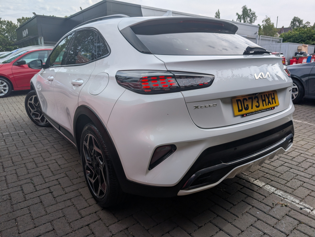 Kia Xceed 1.5 T Gdi Gt Line Suv #3