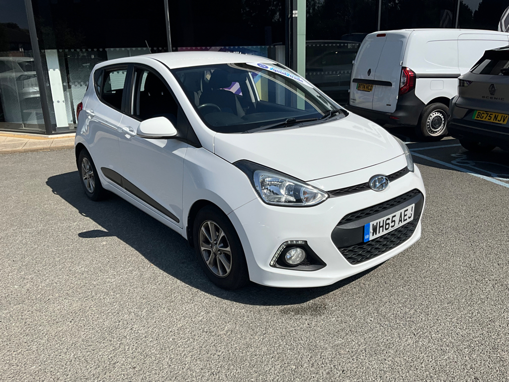 Hyundai I10 1.2 Premium Hatchback Euro 5 87 White #30