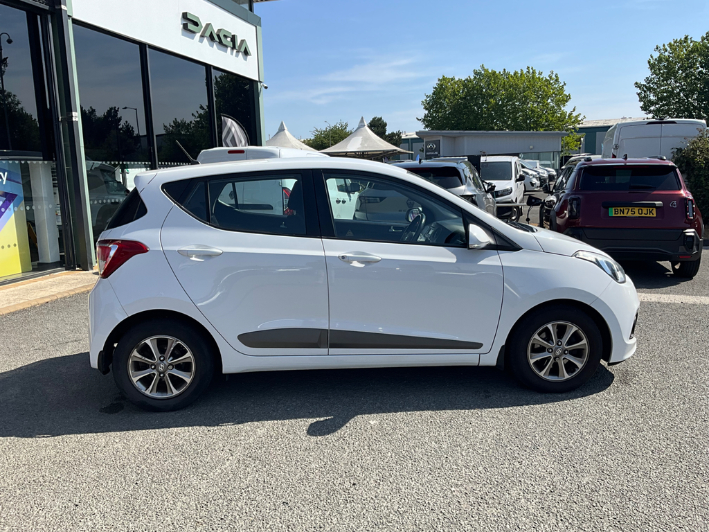 Hyundai I10 1.2 Premium Hatchback #5