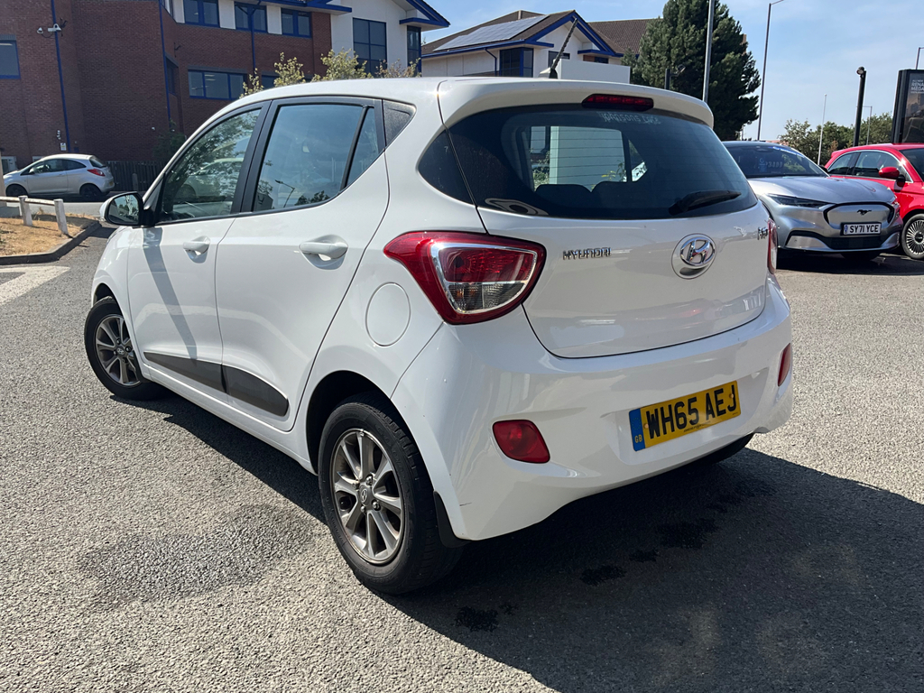 Hyundai I10 1.2 Premium Hatchback #3
