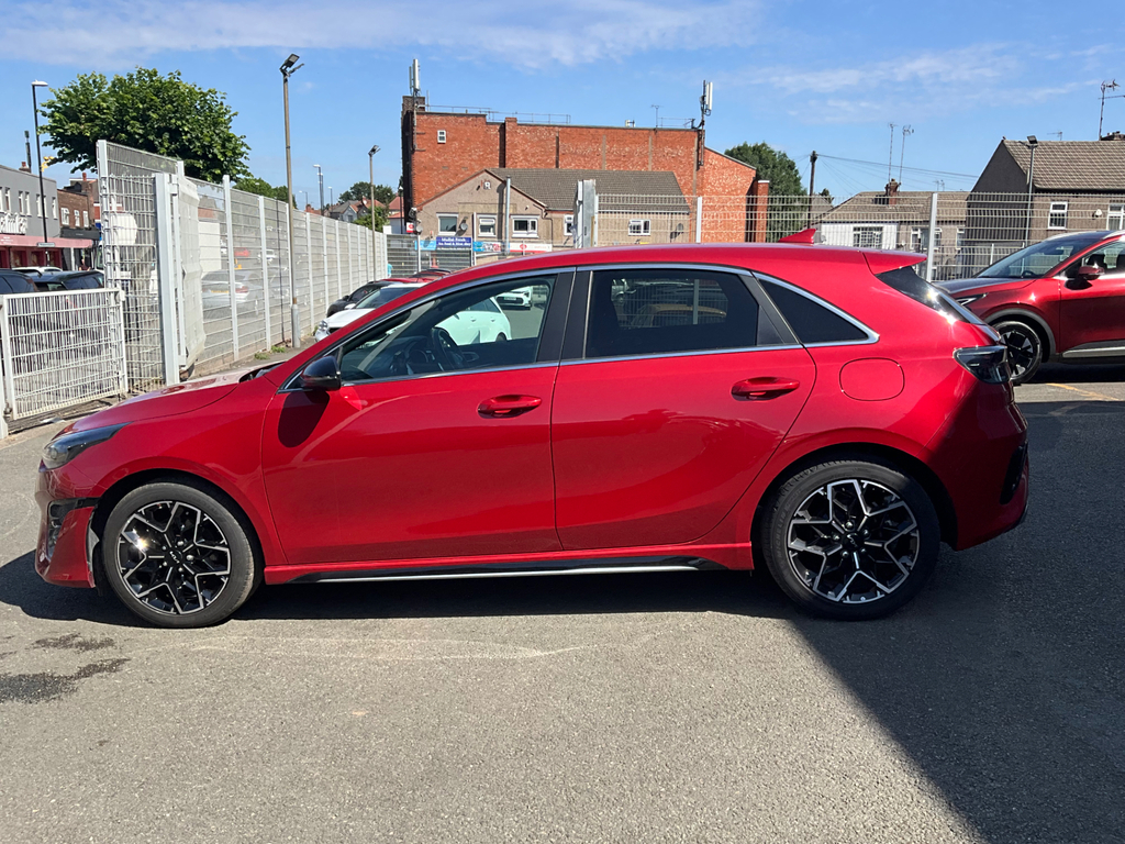 Kia Ceed 1.5 T Gdi Gt Line Hatchback Dct  #6