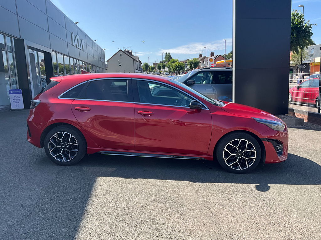 Kia Ceed 1.5 T Gdi Gt Line Hatchback Dct  #3
