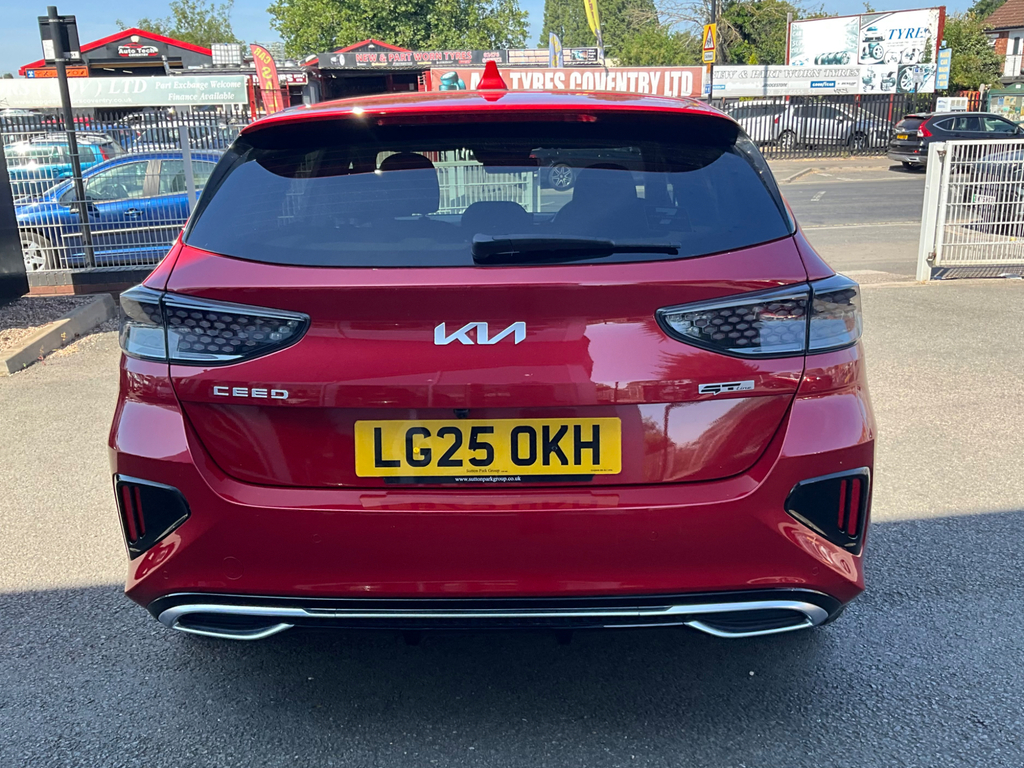 Kia Ceed 1.5 T Gdi Gt Line Hatchback Dct  #5