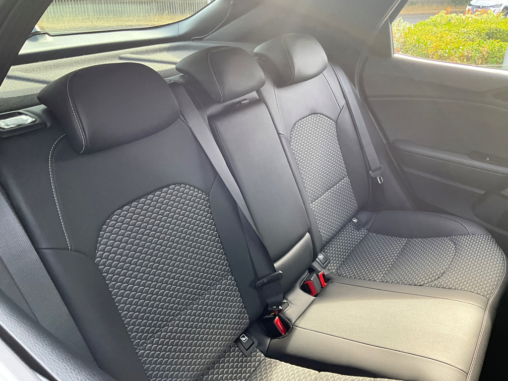 Kia Xceed 1.0 T Gdi Mhev Gt Line Suv Hybrid Manua Silver #24