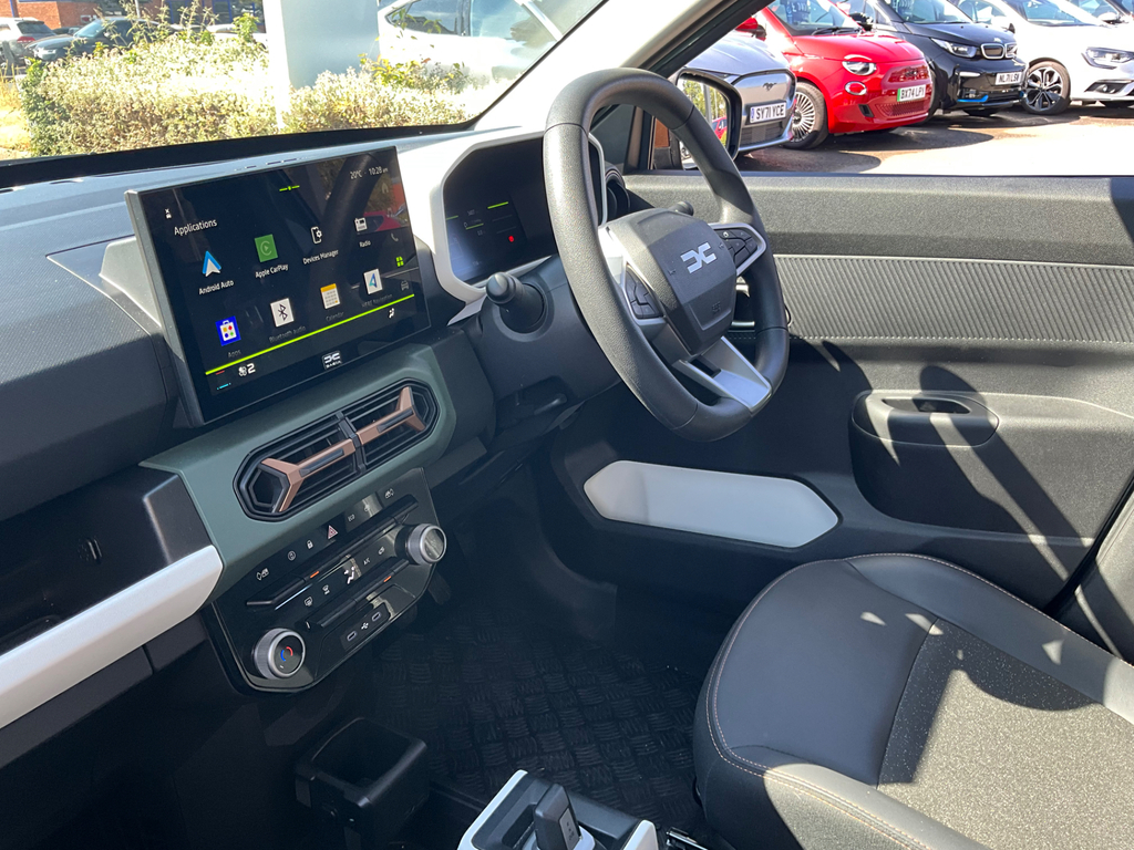 Dacia Spring 65 26.8Kwh Extreme Green #26
