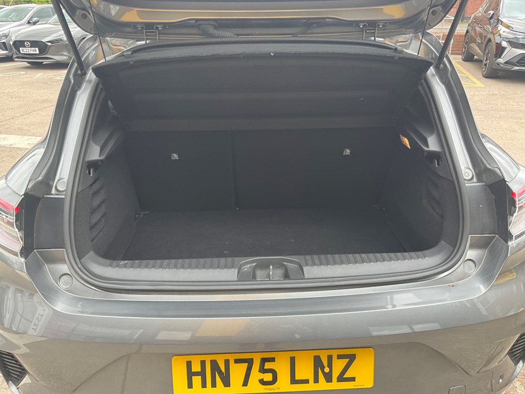 Renault Clio 1.0 Tce Techno Hatchback HN75LNZ #6