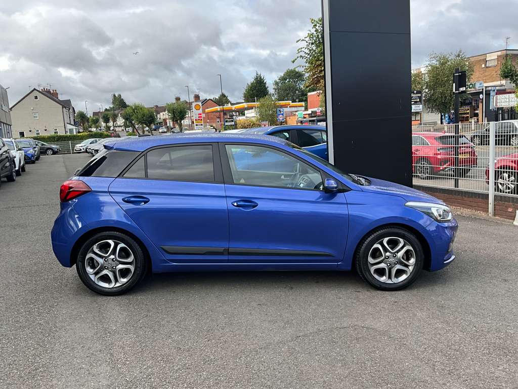 Hyundai I20 1.2 Premium Nav Hatchback  #3