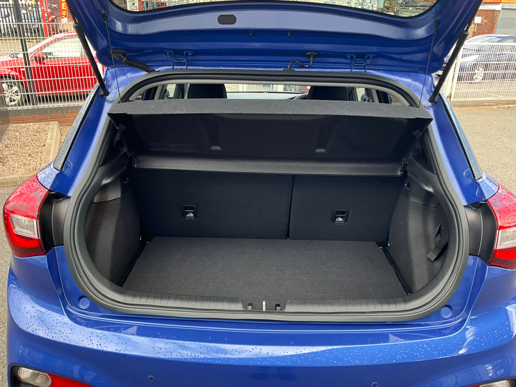 Hyundai I20 1.2 Premium Nav Hatchback  #6