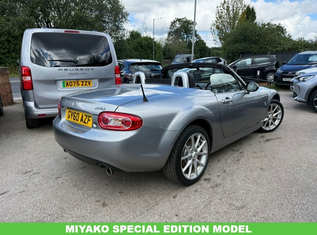 Mazda MX-5 2L Miyako Silver #2