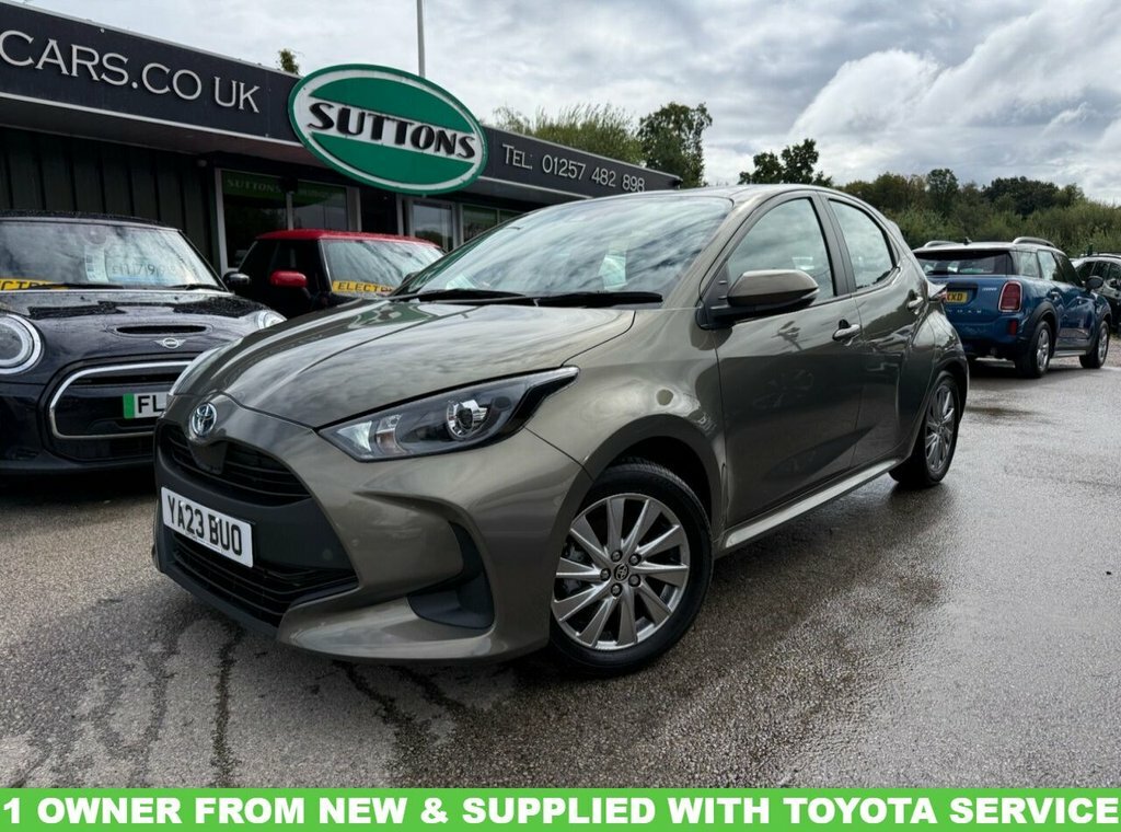 Toyota Yaris 1L Icon Brown