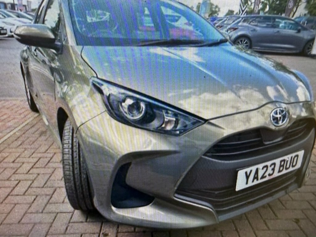 Toyota Yaris 1.5L Icon Brown