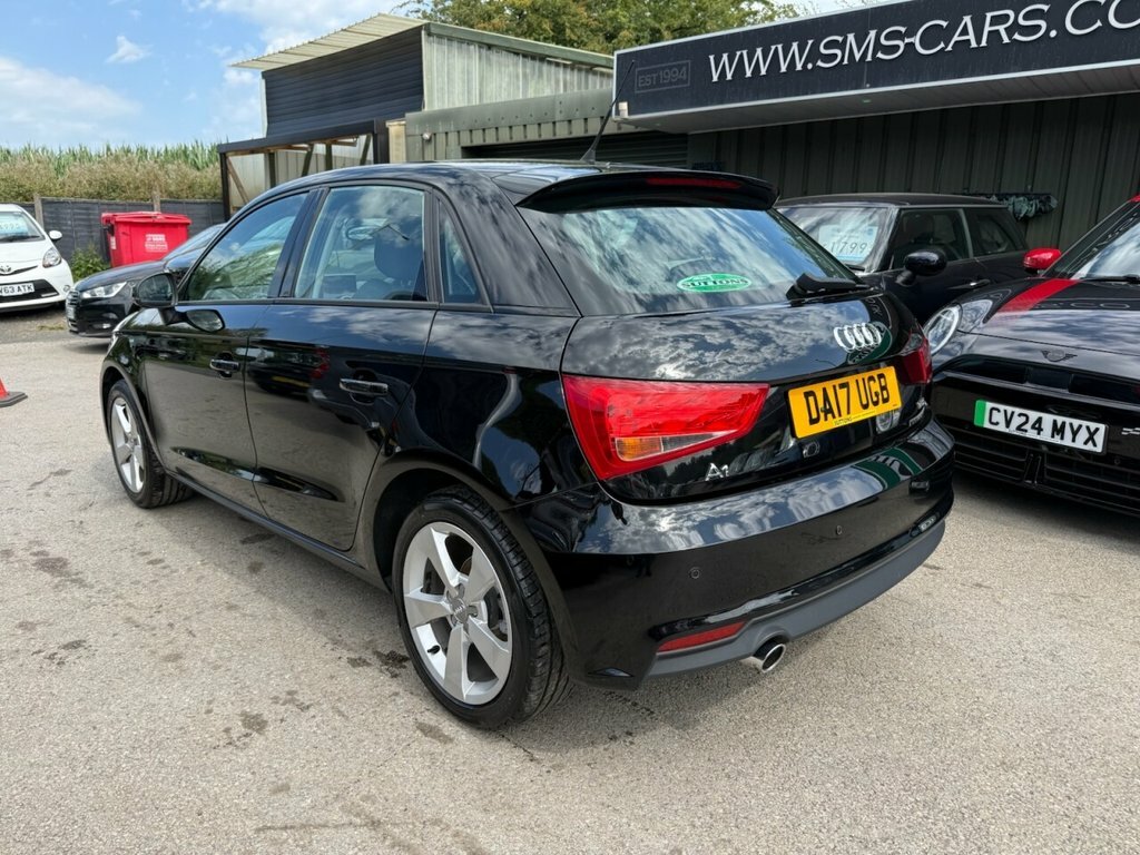 Audi A1 1L Sport DA17UGB Black #5