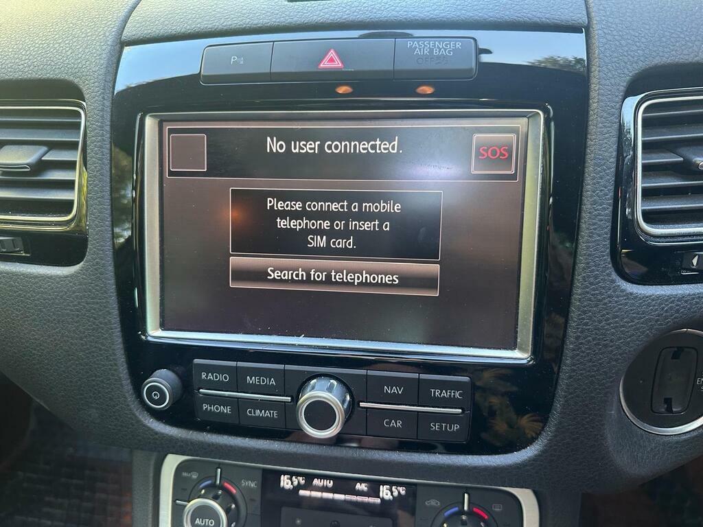 Volkswagen Touareg 3L R-line Grey #16