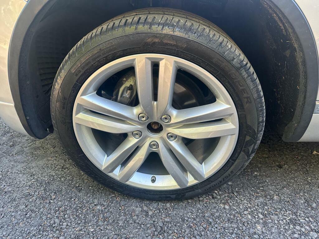 Volkswagen Touareg 3L R-line Grey #20