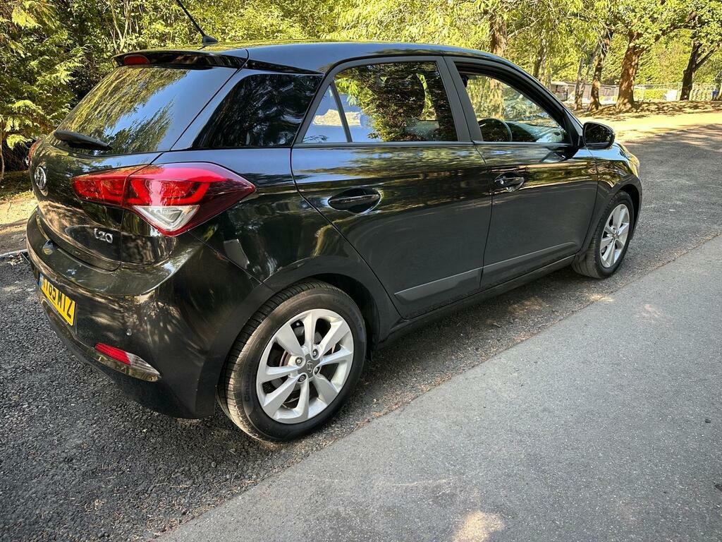 Hyundai I20 1.4 Premium Euro 6 Black #5