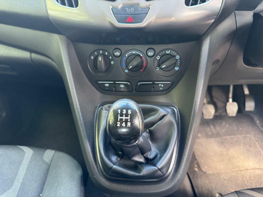 Ford Tourneo Connect Connect 1.5 Tdci Titanium Silver #58