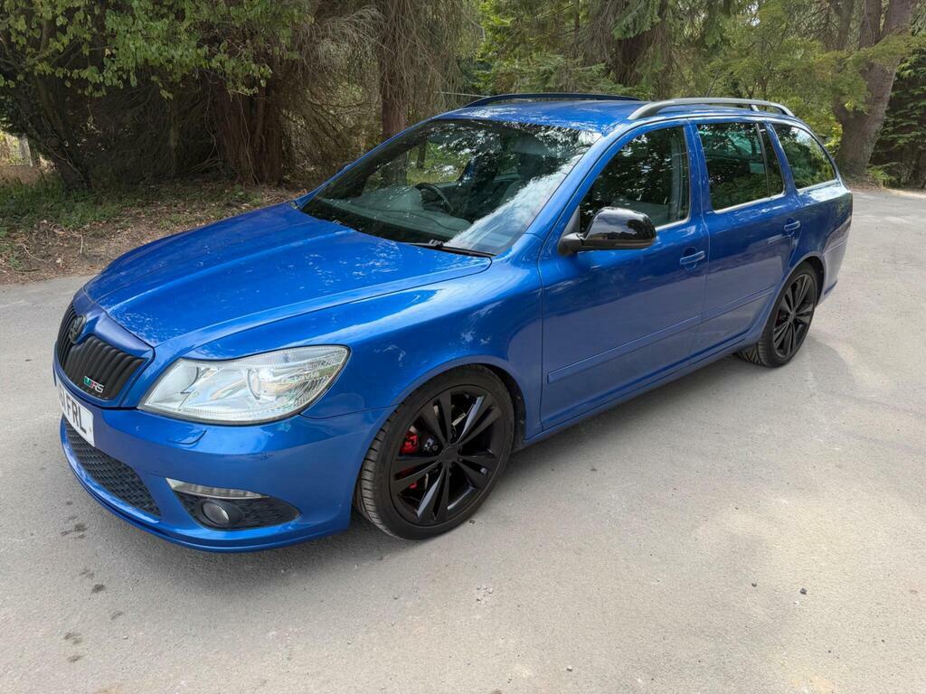Skoda Octavia Hatchback 2.0 Tdi Elegance Dsg Euro 5 201161 Black #4