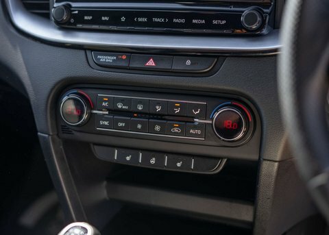 Kia Proceed 1.5 T Gdi Gt Line Shooting Brake Black #20