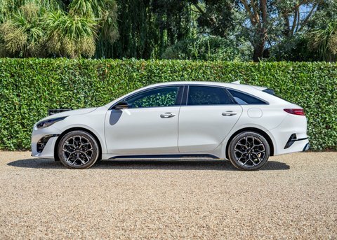 Kia Proceed 1.5 T Gdi Gt Line Shooting Brake Black #8