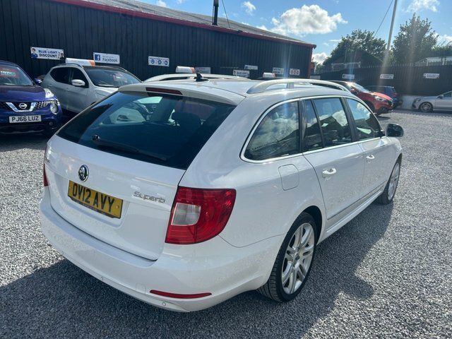 Skoda Superb 2.0 Tdi Elegance Dsg 4Wd Euro 5 Silver #8