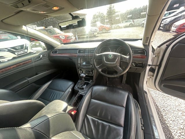 Skoda Superb 2.0 Tdi Elegance Dsg 4Wd Euro 5 Silver #19