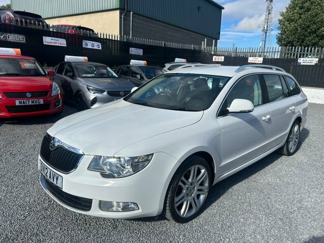 Skoda Superb 2.0 Tdi Elegance Dsg 4Wd Euro 5 Silver #2
