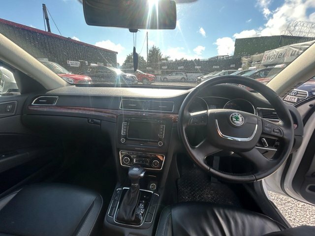 Skoda Superb 2.0 Tdi Elegance Dsg 4Wd Euro 5 Silver #20
