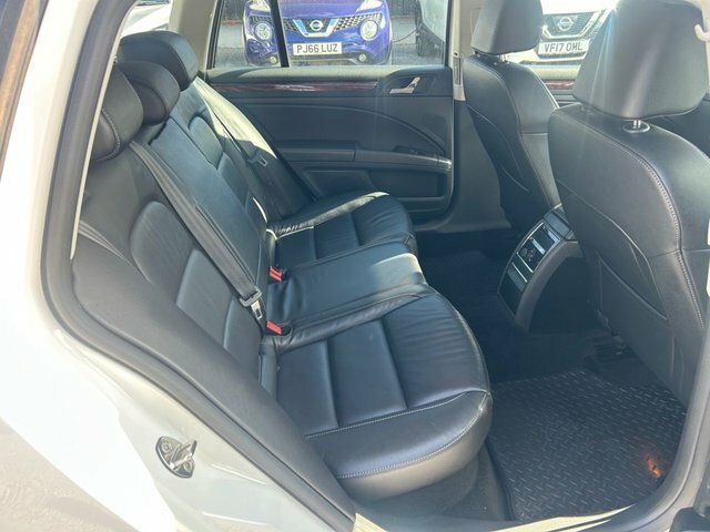 Skoda Superb 2.0 Tdi Elegance Dsg 4Wd Euro 5 Silver #14