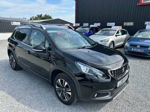 Peugeot 2008 1.2 Puretech Allure Suv Black #2