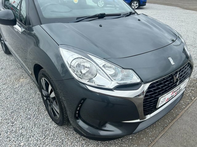 DS DS 3 1.2 Puretech Chic Hatchback FN67NNR Grey #4