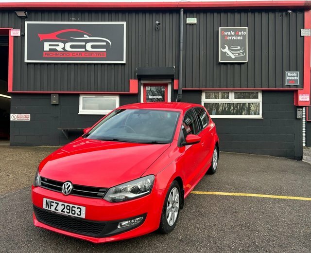 Volkswagen Polo 1.2 Match Hatchback Red