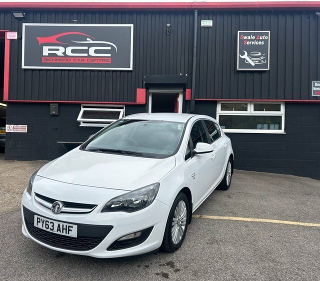 Vauxhall Astra 1.7 Cdti Ecoflex Excite White