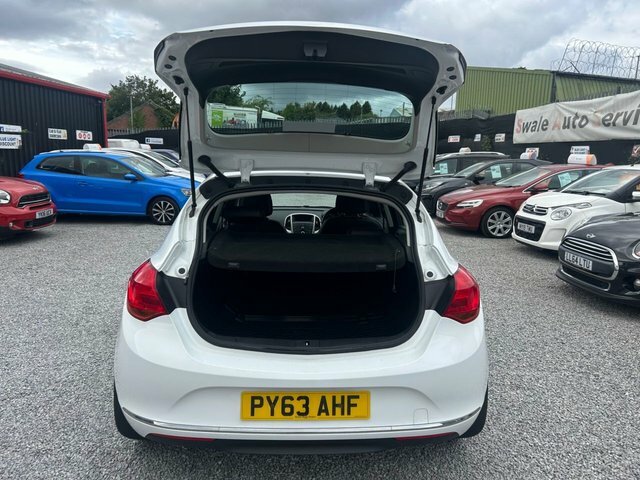 Vauxhall Astra 1.7 Cdti Ecoflex Excite White #4