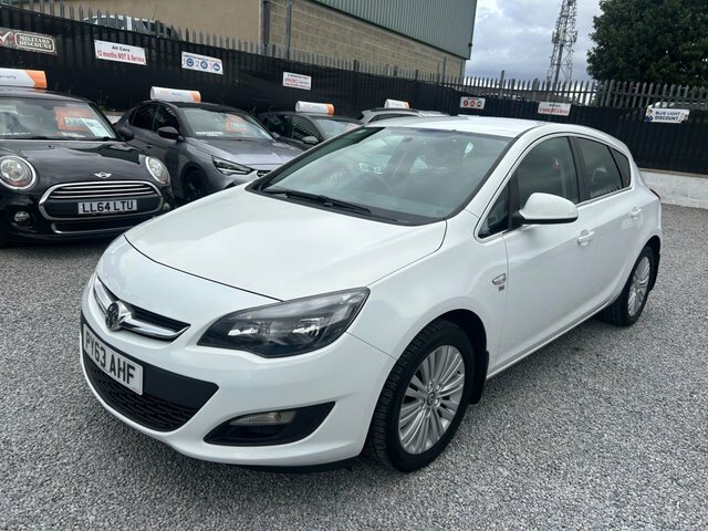 Vauxhall Astra 1.7 Cdti Ecoflex Excite White #5