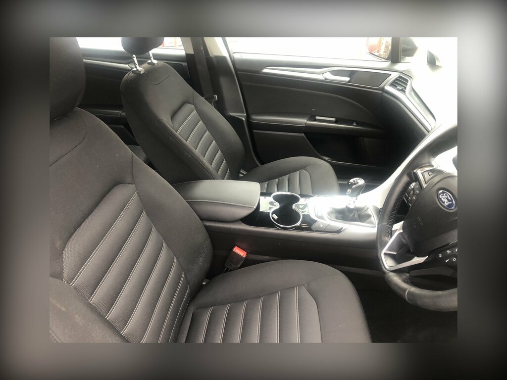 Ford Mondeo Mondeo PO65LVM Black #4