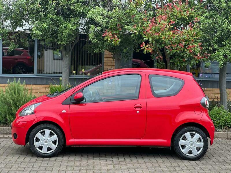 Toyota Aygo 1.0 Vvt-i Euro Red #2