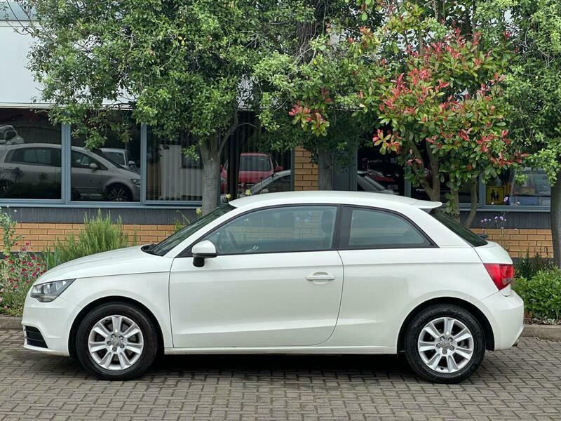 Audi A1 1.6 Tdi Se Euro EF62ODH White #2