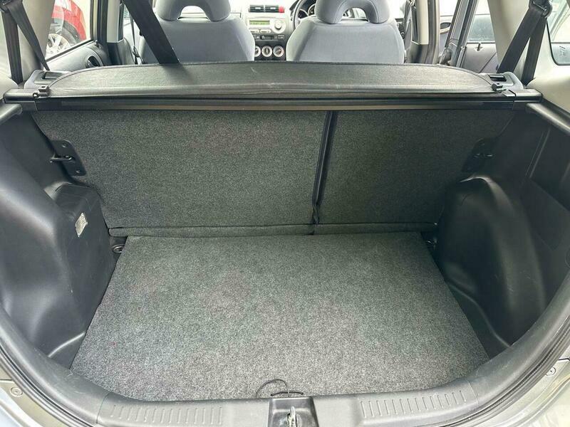 Honda Jazz Hatchback 1.4 I-dsi Se Cvt-7 200808 Black #19