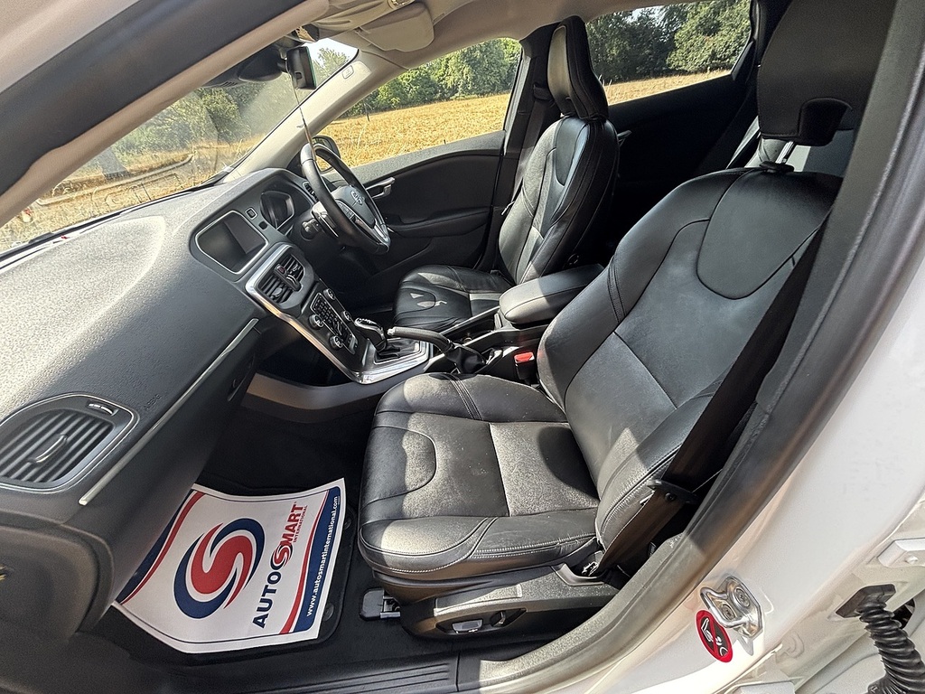 Volvo V40 2.0 T3 R-design Lux Nav 150 Bhp 1 Owner Sat Nav Grey #21