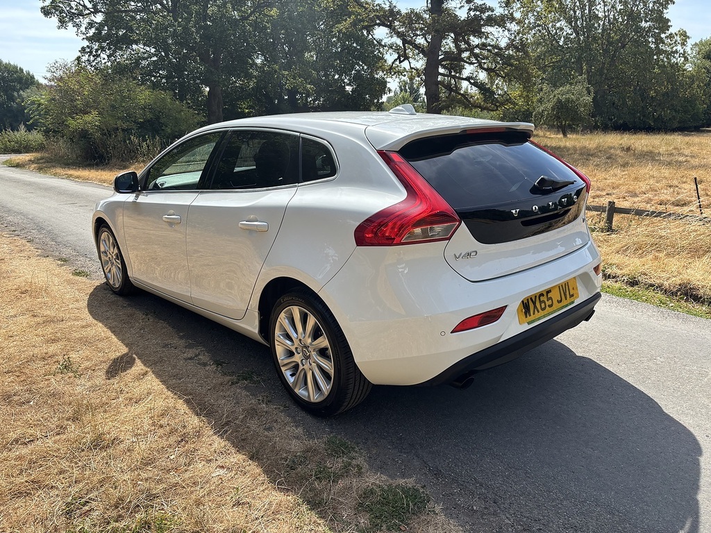 Volvo V40 2.0 T3 R-design Lux Nav 150 Bhp 1 Owner Sat Nav Grey #7